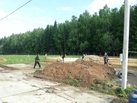 Поселок Дарна-2, 24.05.2013 - Еще около 20 новых жителей поселка вышли на стройплощадку!
